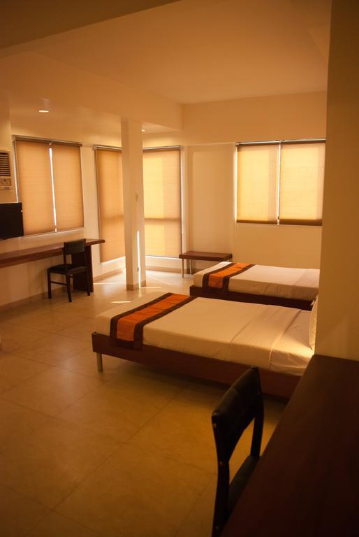 M Suites Hotel Makati City Rom bilde
