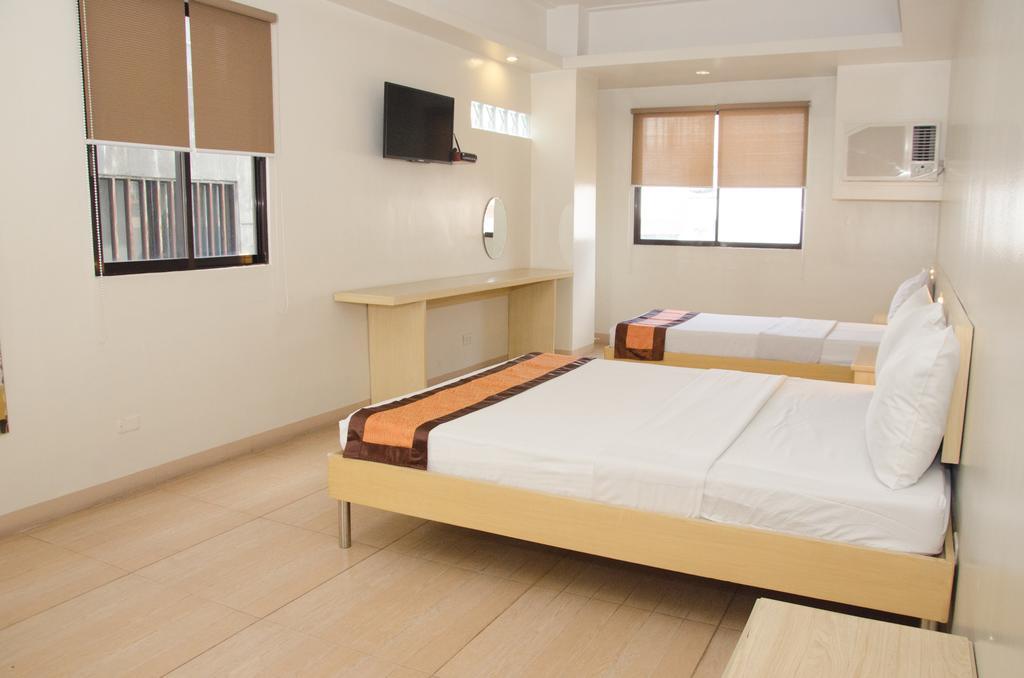 M Suites Hotel Makati City Eksteriør bilde