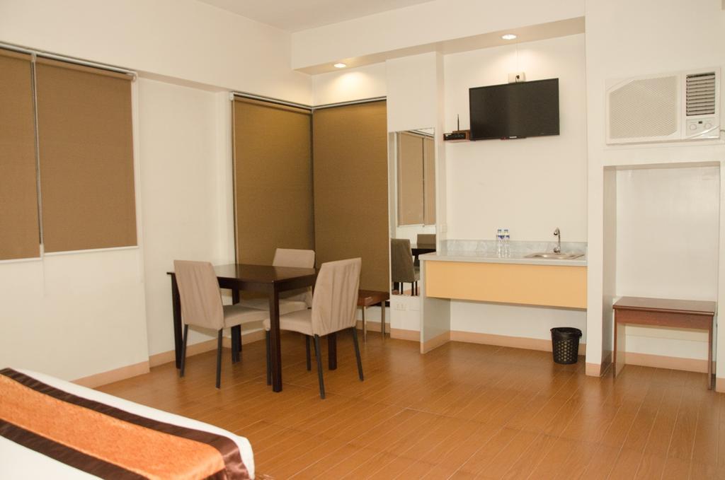 M Suites Hotel Makati City Eksteriør bilde