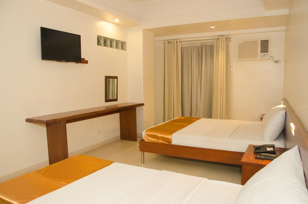 M Suites Hotel Makati City Eksteriør bilde