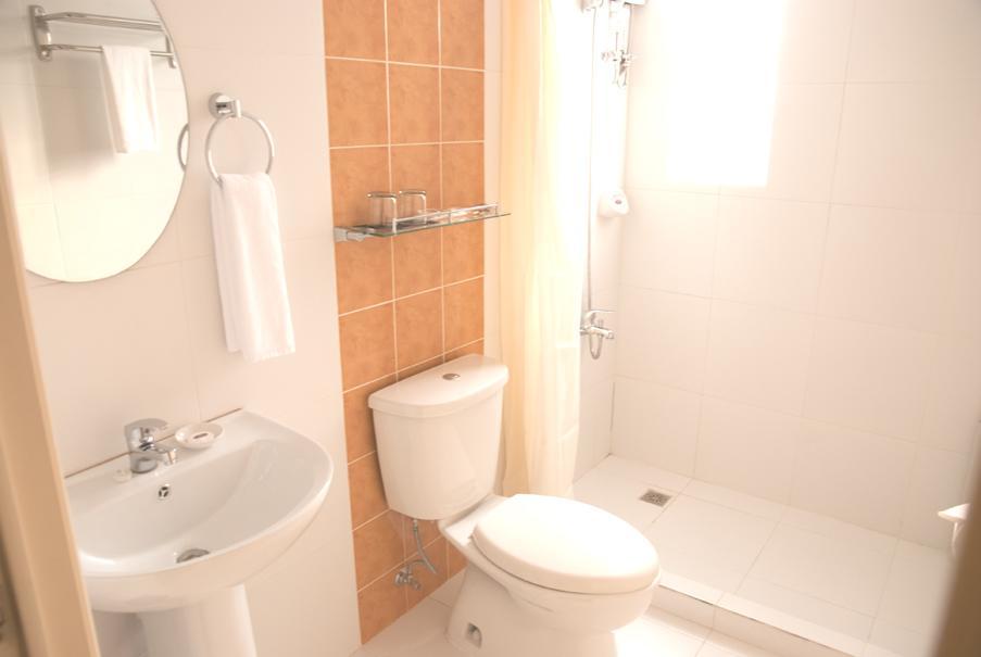 M Suites Hotel Makati City Eksteriør bilde